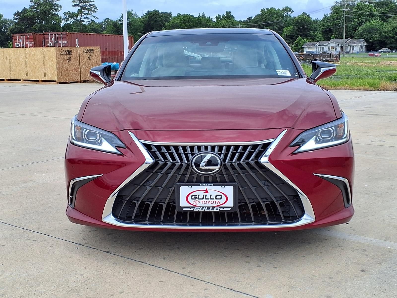 Used 2023 Lexus ES 350 w/ Premium Package FWD image 4