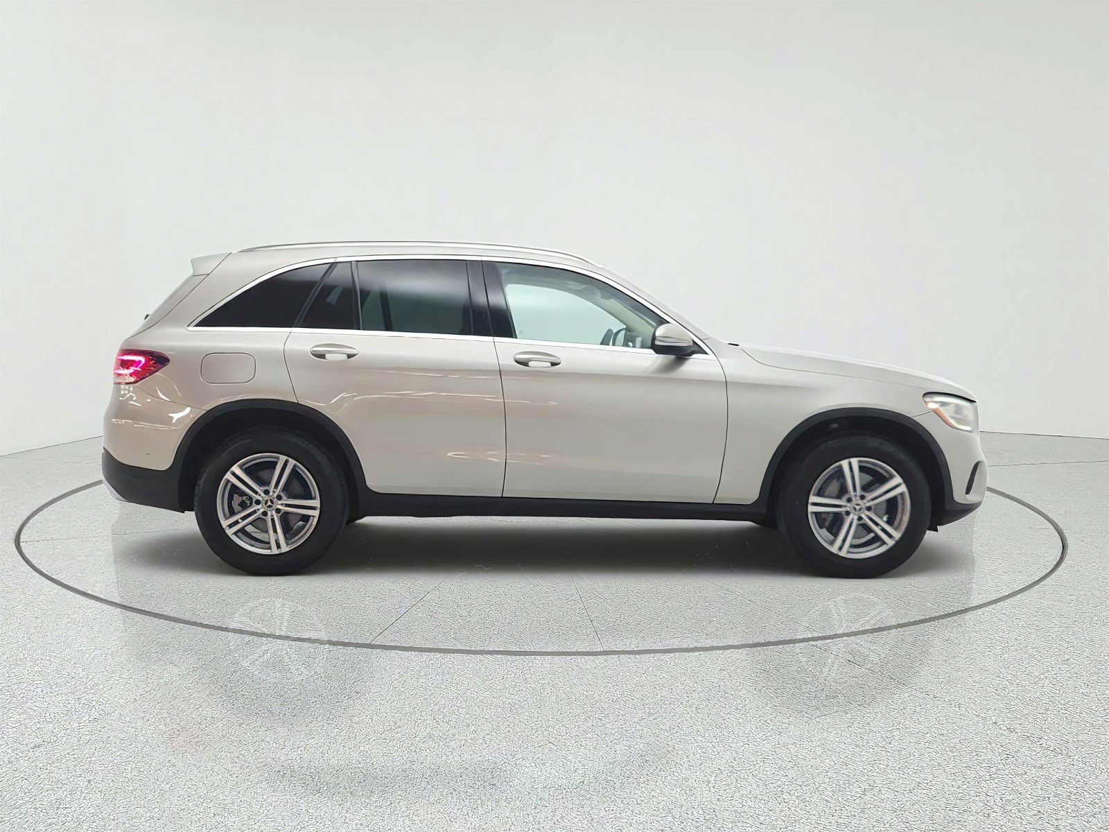 Certified 2022 Mercedes-Benz GLC 300 image 4