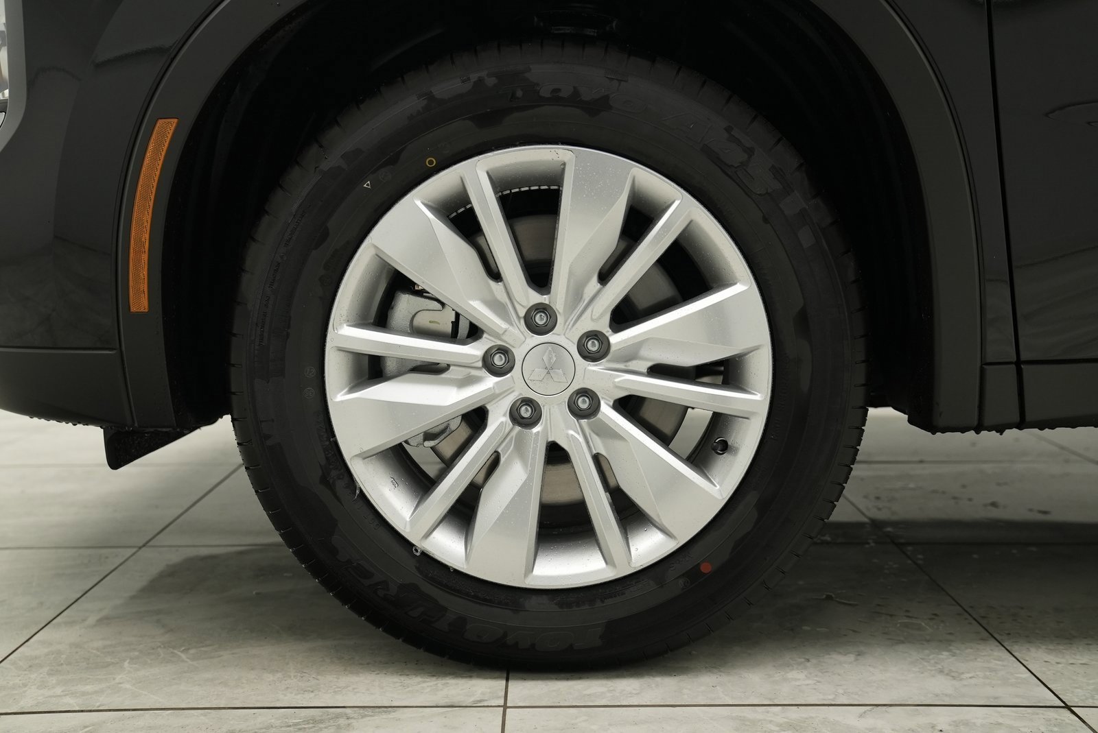 Used 2025 Mitsubishi Outlander ES image 35