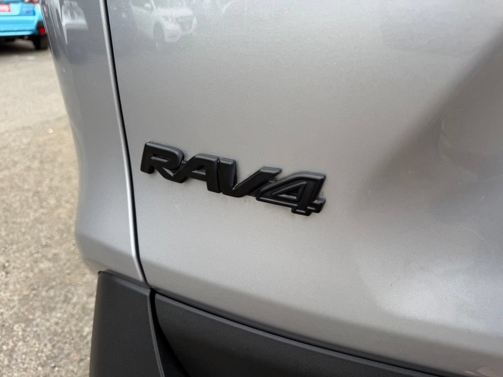 Certified 2023 Toyota RAV4 XLE Premium AWD/4WD image 8