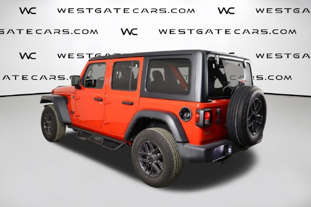 Used 2024 Jeep Wrangler Unlimited Sport AWD/4WD image 5