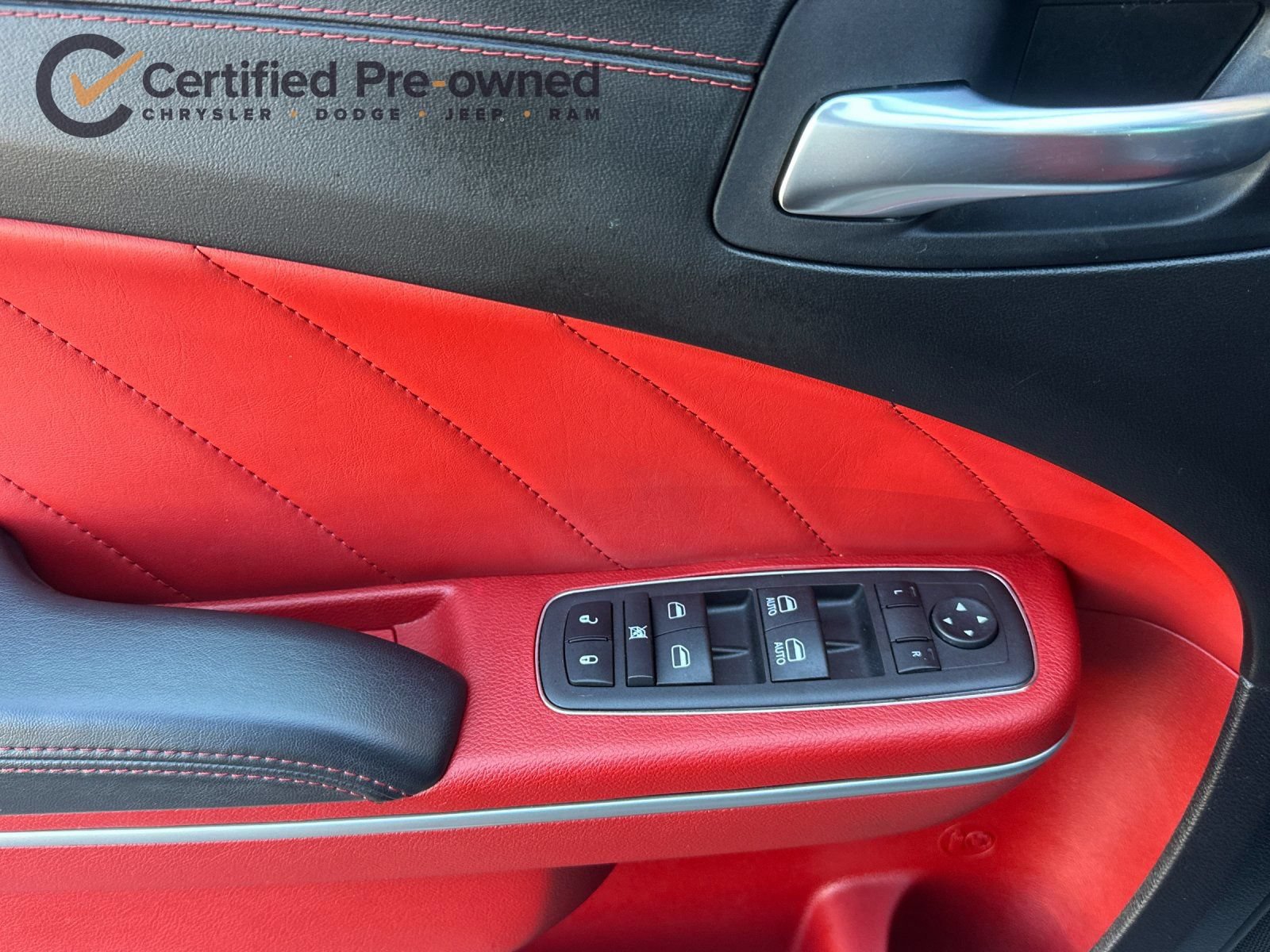 Used 2022 Dodge Charger Scat Pack RWD image 12