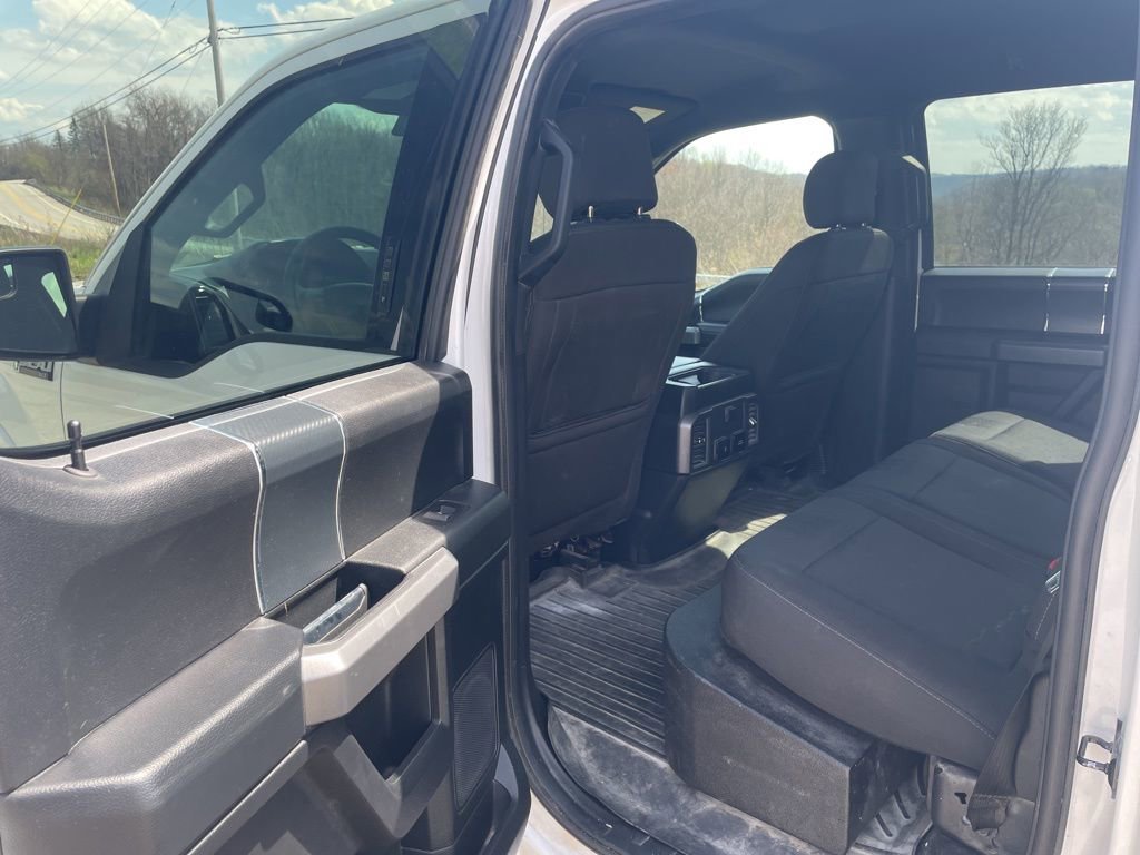 Used 2018 Ford F150 XLT w/ Equipment Group 302A Luxury image 11