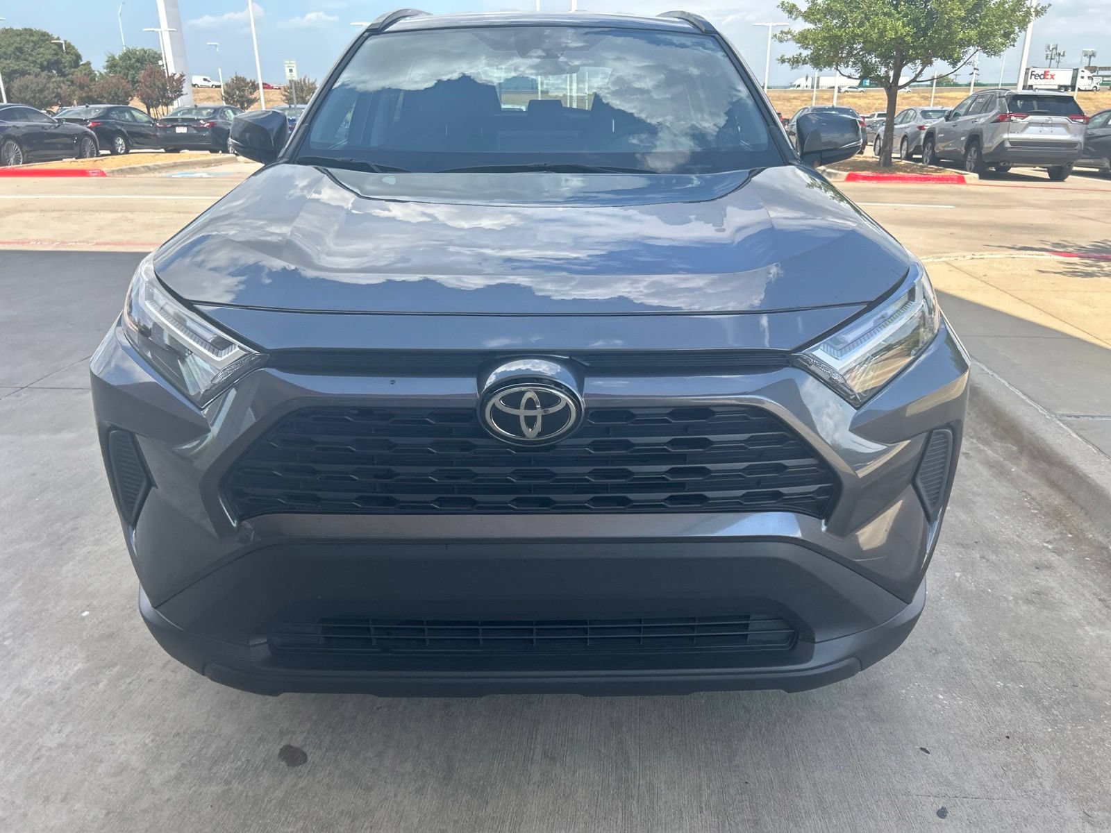Used 2025 Toyota RAV4 XLE FWD image 2