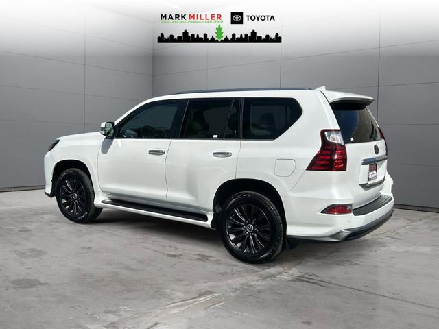 Used 2021 Lexus GX 460 Premium w/ Accessory Package image 3