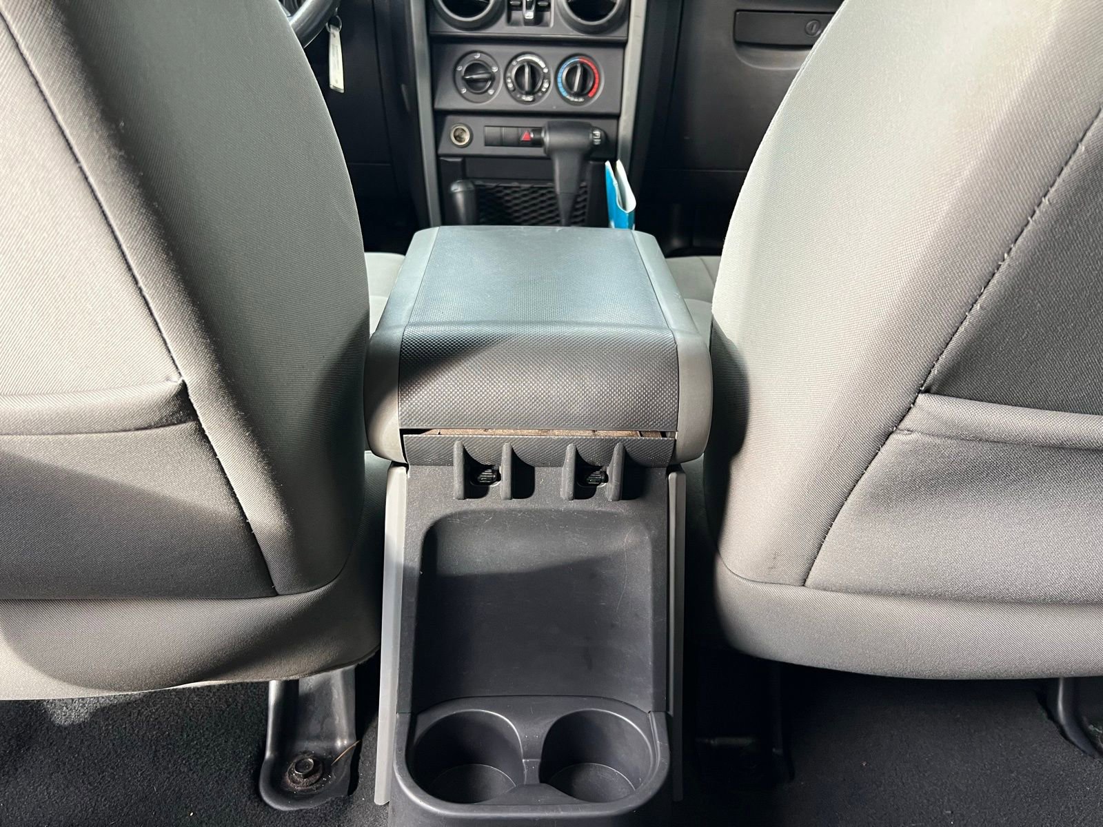 Used 2010 Jeep Wrangler Unlimited Sport image 31