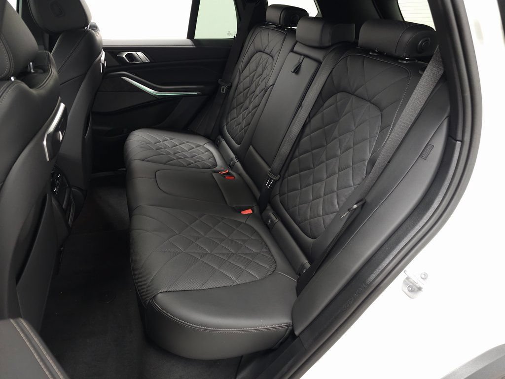 Used 2026 BMW X5 xDrive40i w/ Premium Package AWD/4WD image 31