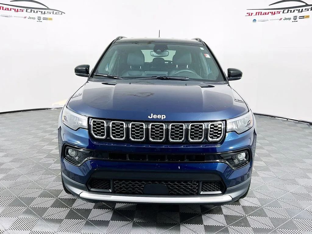 Used 2024 Jeep Compass Limited image 3