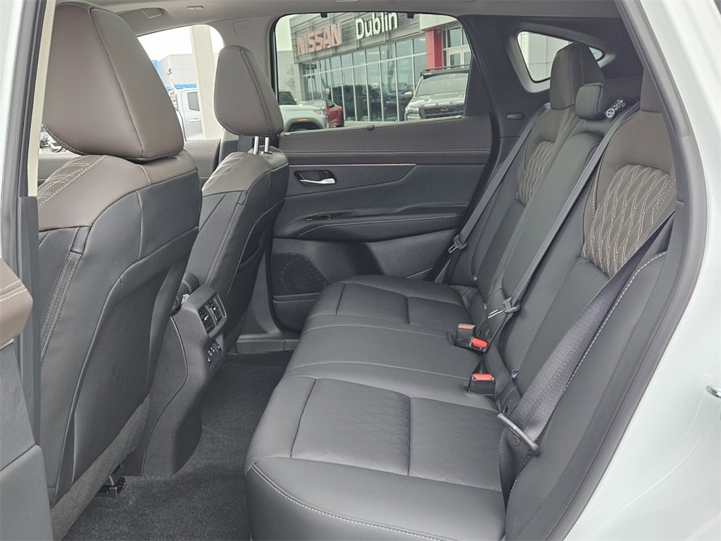 New 2026 Nissan Murano Platinum image 4