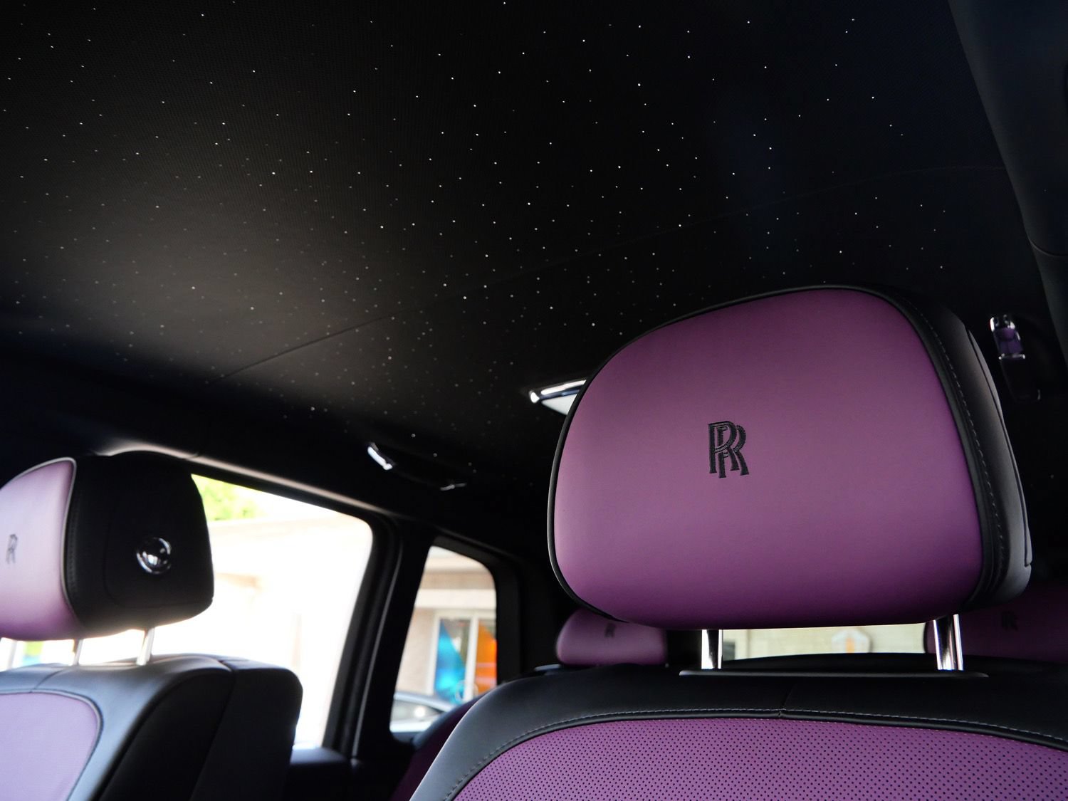 New 2027 Rolls-Royce Cullinan Black Badge AWD/4WD image 10