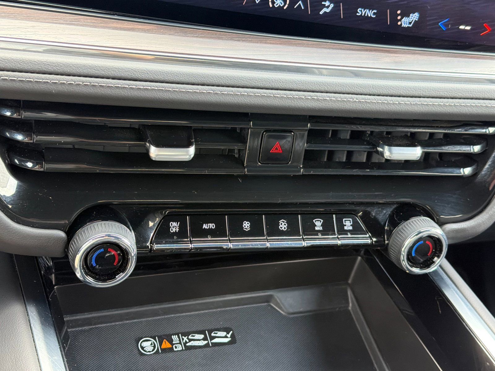 Used 2025 Chevrolet Tahoe LT AWD/4WD image 21
