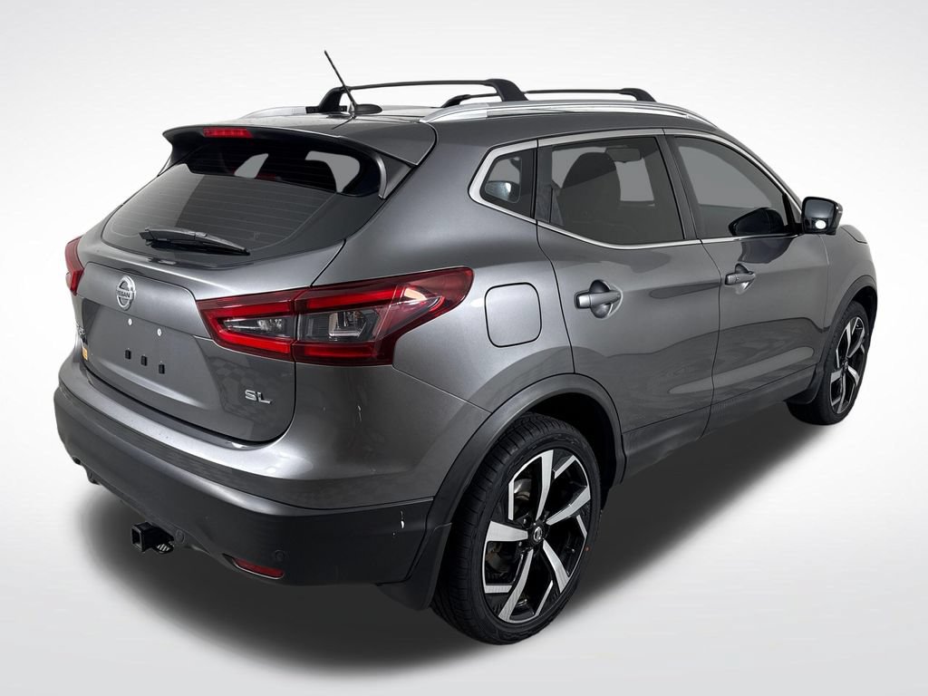 Used 2020 Nissan Rogue Sport SL FWD image 3