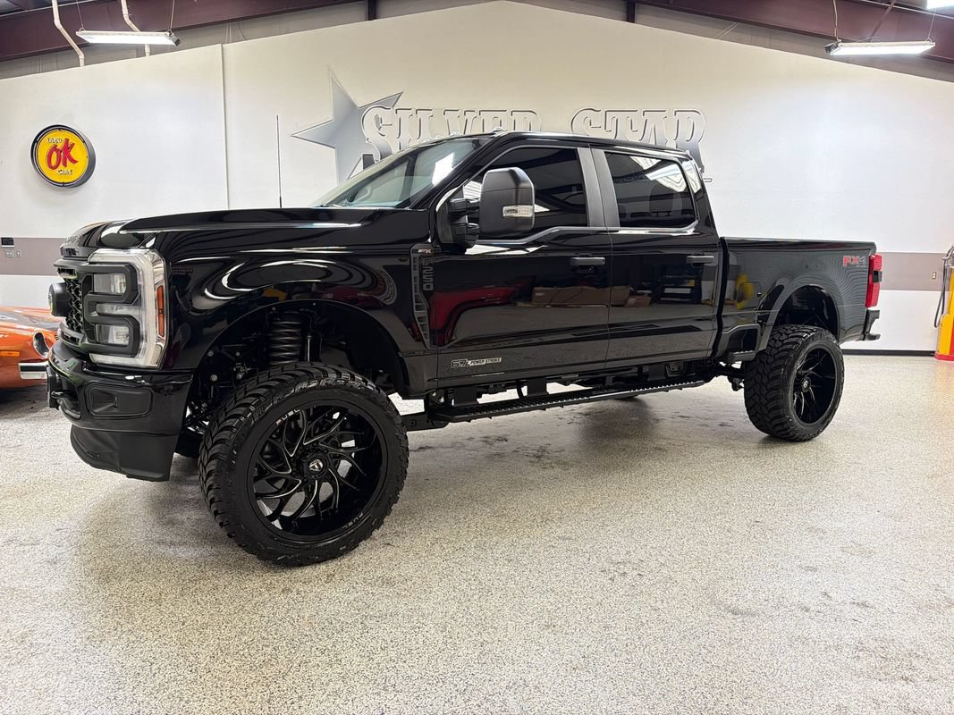 Used 2024 Ford F250 XL w/ STX Appearance Package AWD/4WD image 1
