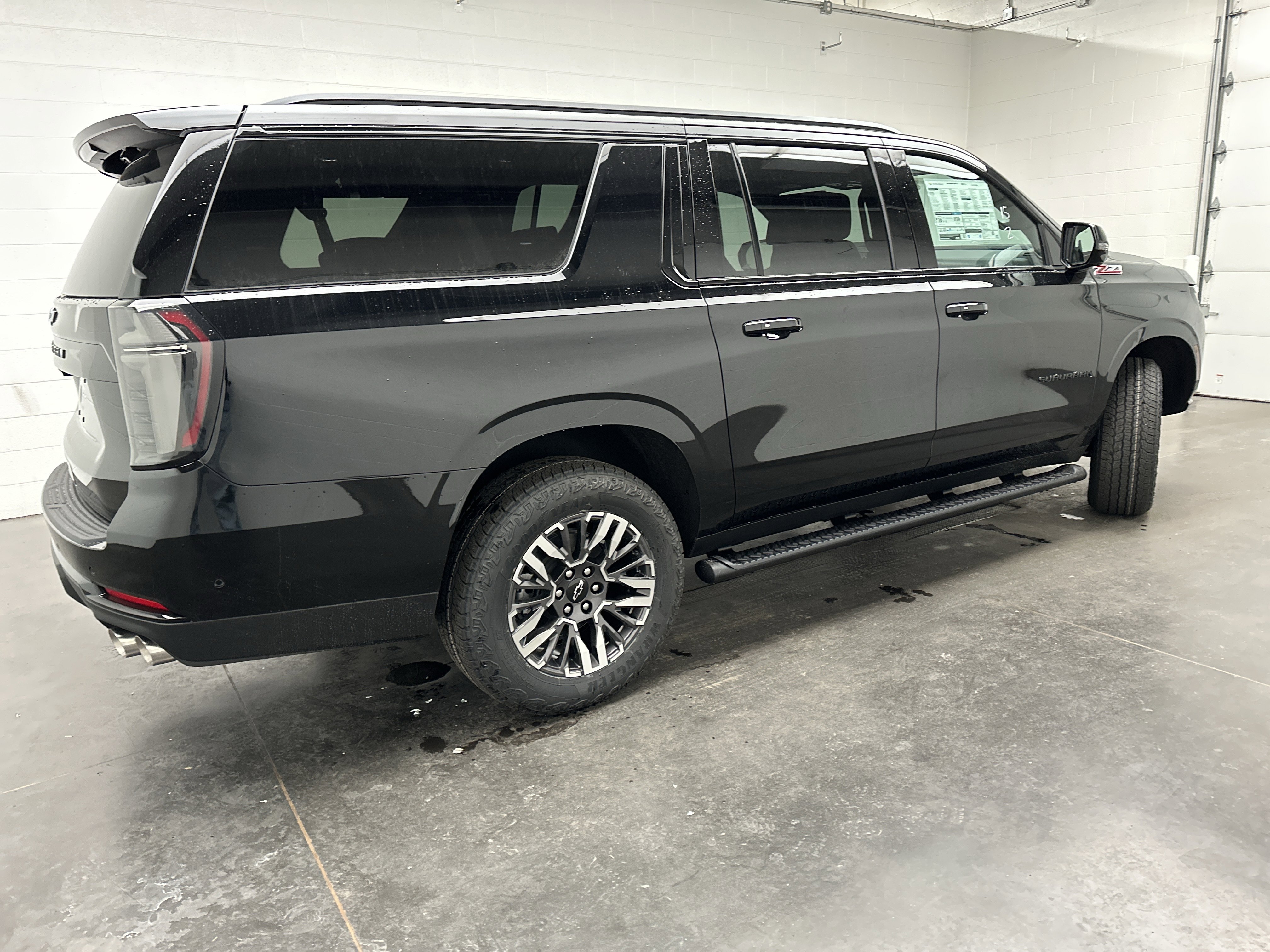 New 2026 Chevrolet Suburban Z71 w/ Z71 Off-Road Package image 10