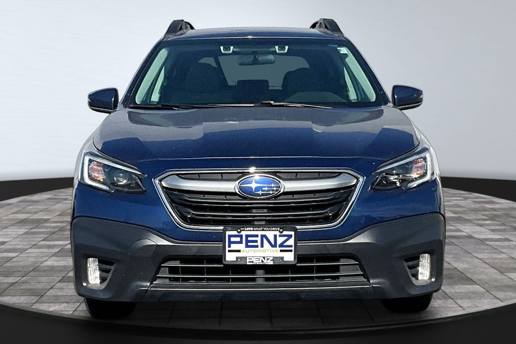 Used 2020 Subaru Outback Premium AWD/4WD image 2
