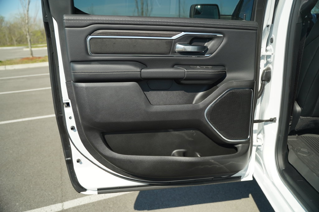 New 2026 RAM 1500 Laramie w/ Night Edition AWD/4WD image 14