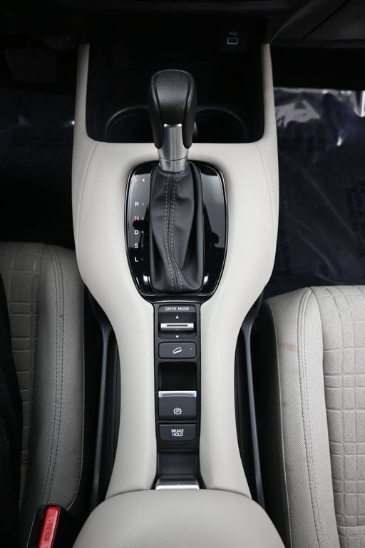 Used 2024 Honda HR-V LX image 18