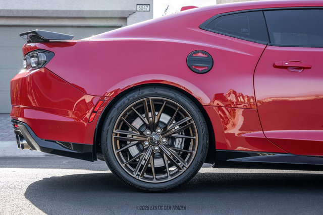 Used 2023 Chevrolet Camaro ZL1 RWD image 10