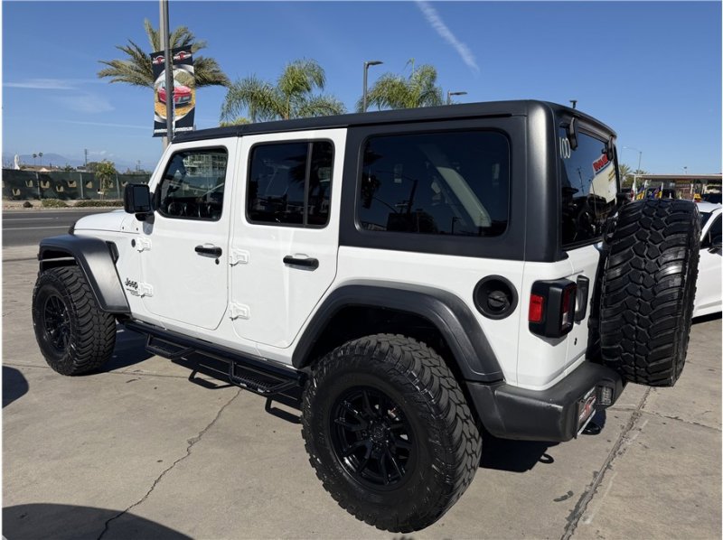 Used 2019 Jeep Wrangler Unlimited Sport S AWD/4WD image 52