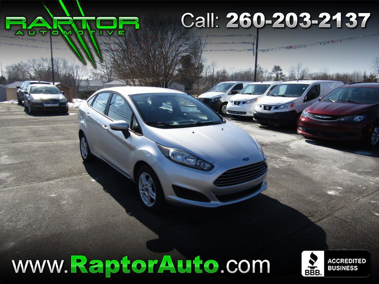 Used 2017 Ford Fiesta SE FWD image 1