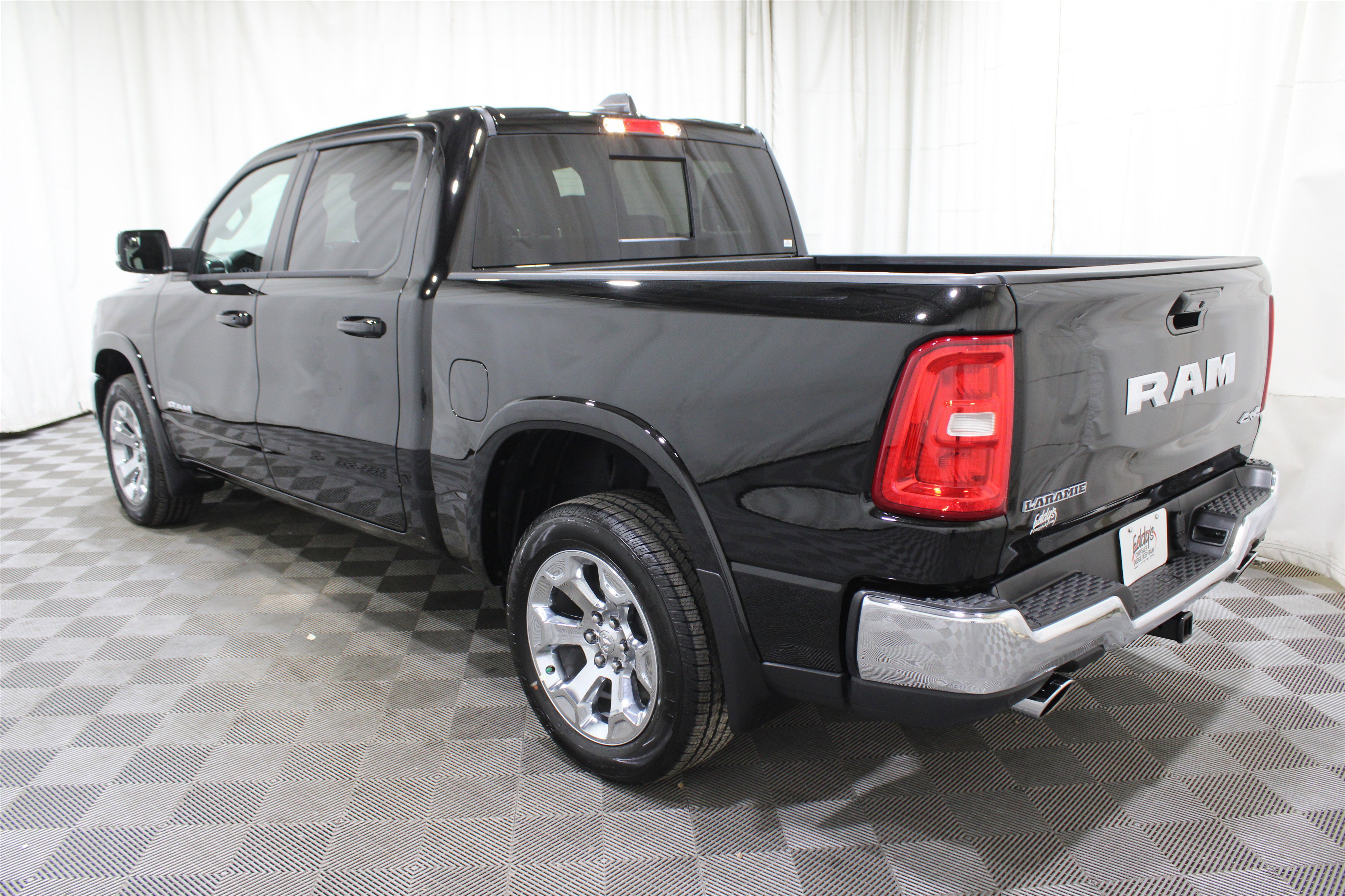 Used 2025 RAM 1500 Laramie image 40