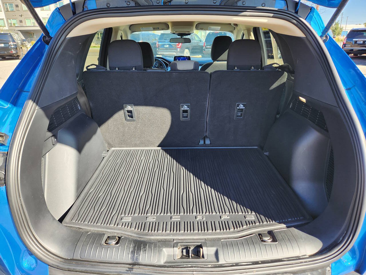 Used 2020 Ford Escape SE AWD/4WD image 27