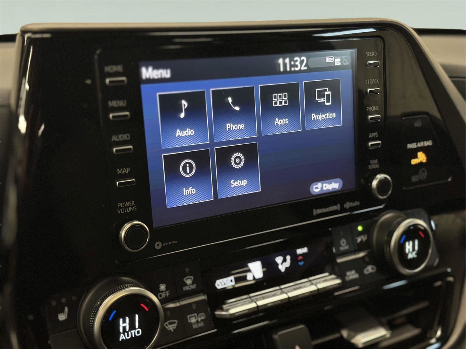 Used 2021 Toyota Highlander XLE image 42