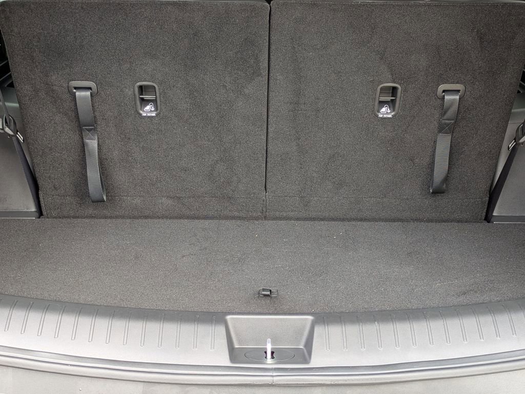 Used 2025 Hyundai Santa Fe SEL image 13