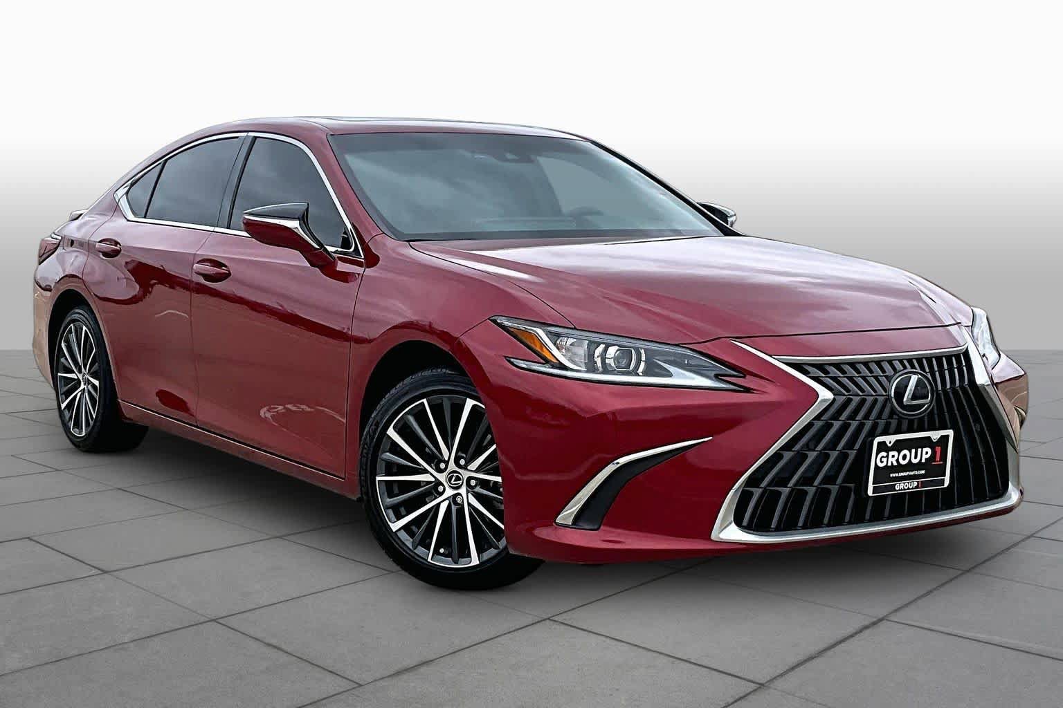 Certified 2025 Lexus ES 300h w/ Premium Package image 3