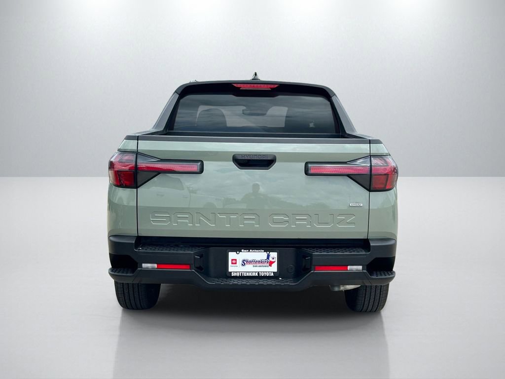 Used 2025 Hyundai Santa Cruz SEL AWD/4WD image 6