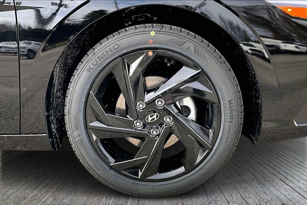 New 2026 Hyundai Elantra Sport image 13