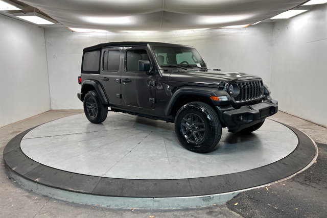 Used 2024 Jeep Wrangler Unlimited Sport AWD/4WD image 7