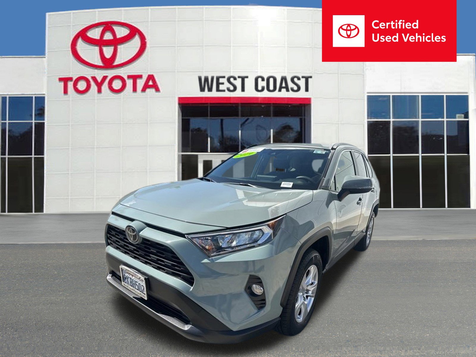 Used 2019 Toyota RAV4 XLE w/ Convenience Package