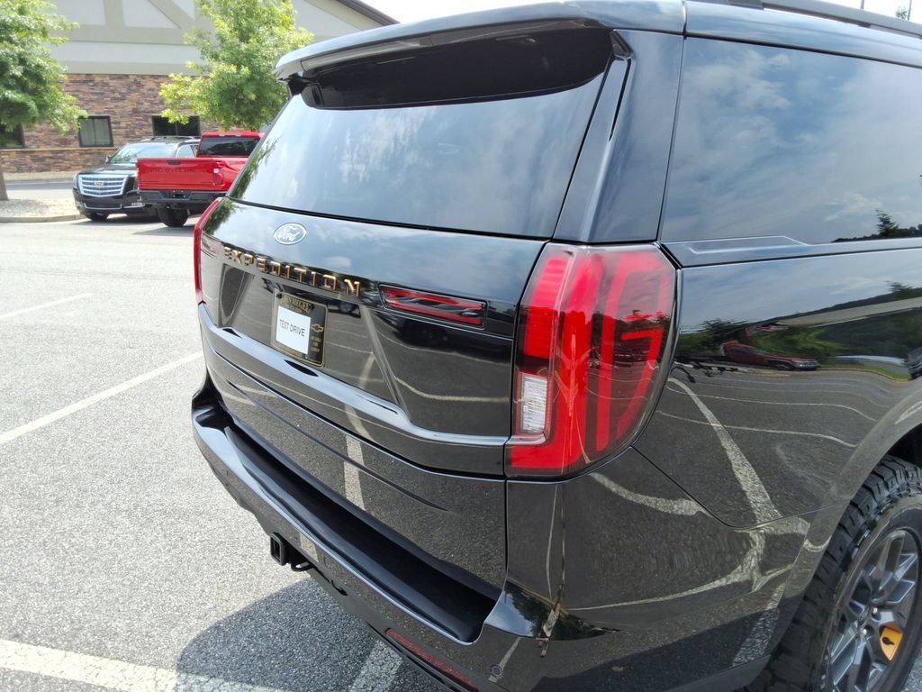 Used 2026 Ford Expedition Tremor AWD/4WD image 15