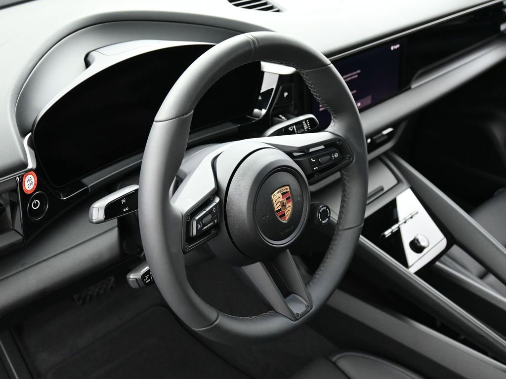 Certified 2025 Porsche Macan 4 Electric AWD/4WD image 17