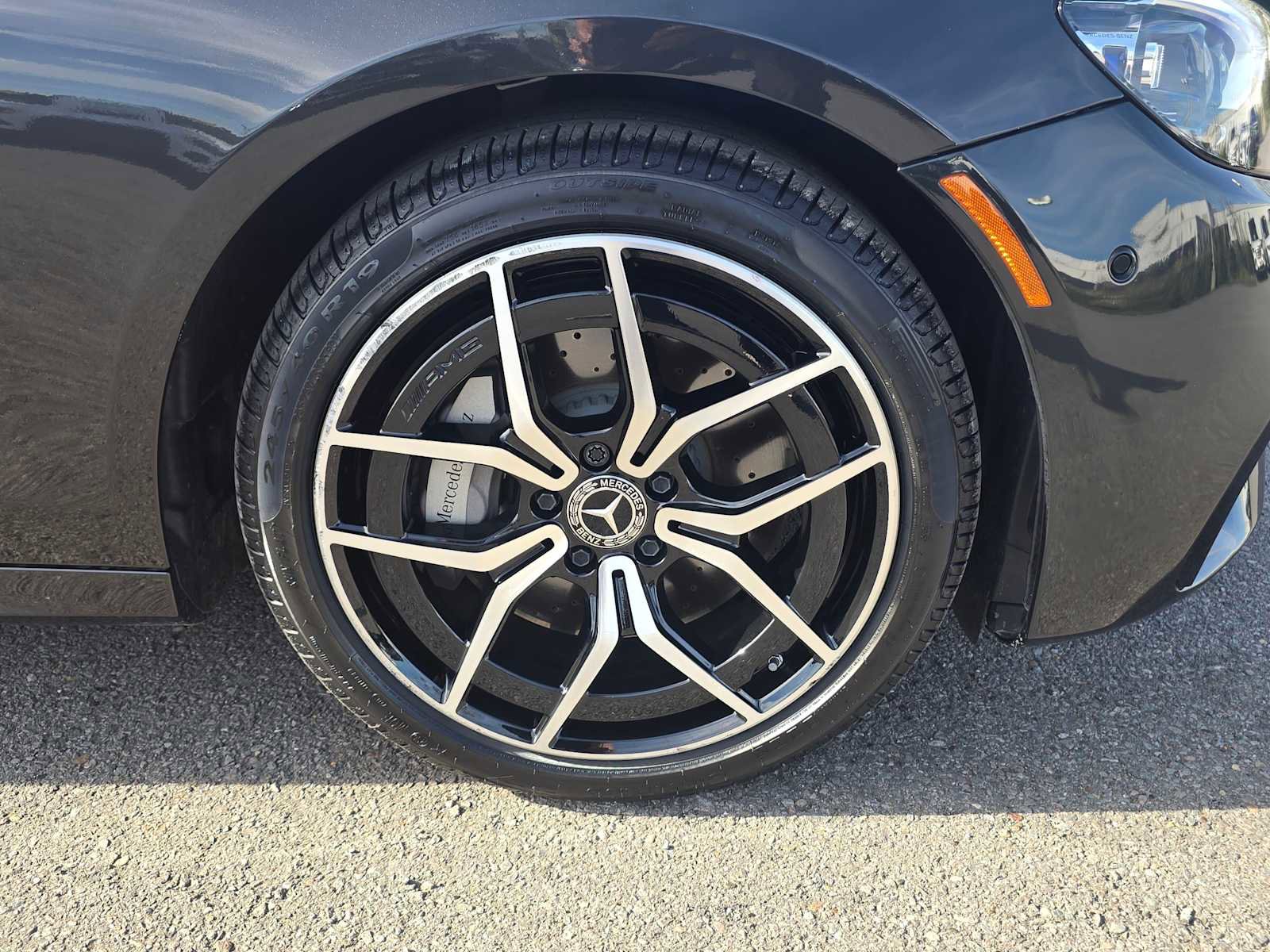 Used 2023 Mercedes-Benz E 450 4MATIC Sedan image 9