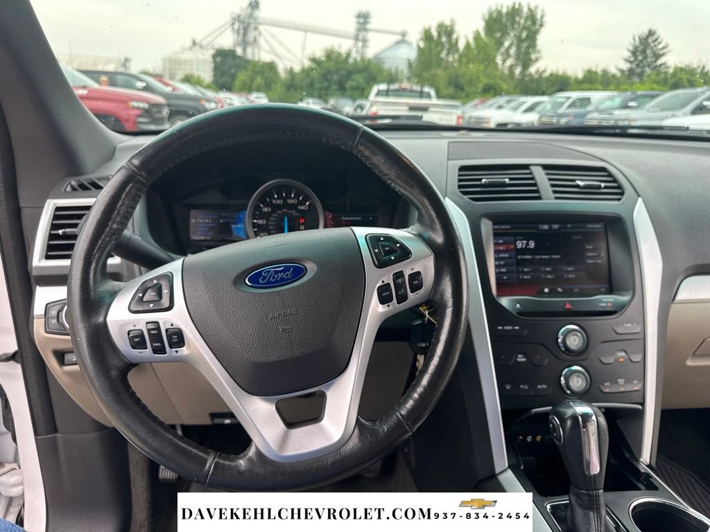 Used 2013 Ford Explorer XLT AWD/4WD image 11