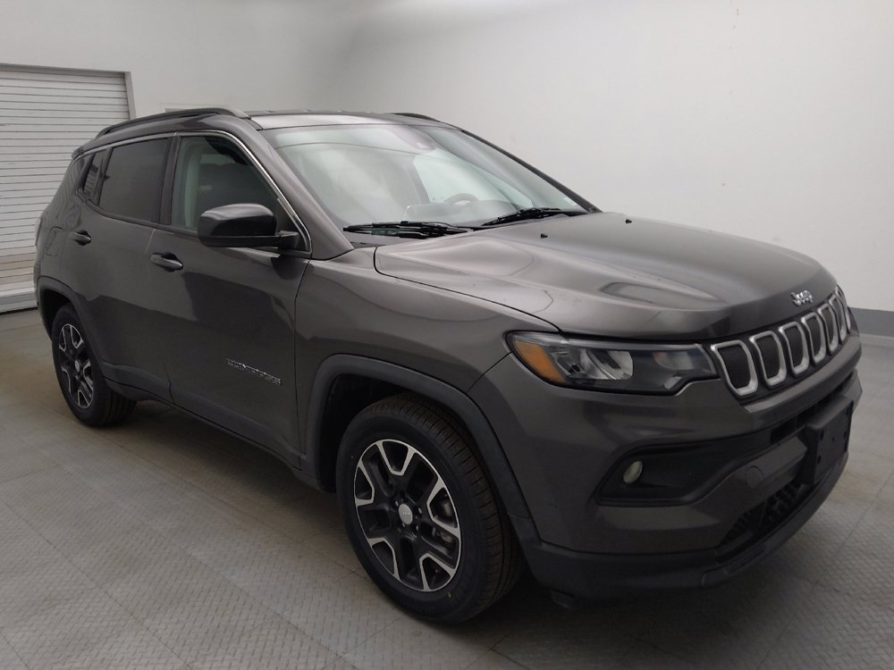 Used 2022 Jeep Compass Latitude FWD image 13