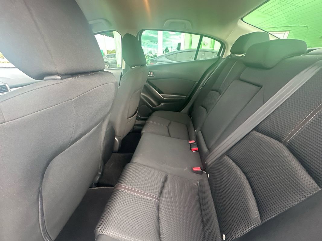 Used 2018 MAZDA MAZDA3 Sport w/ Preferred Equipment Package image 14