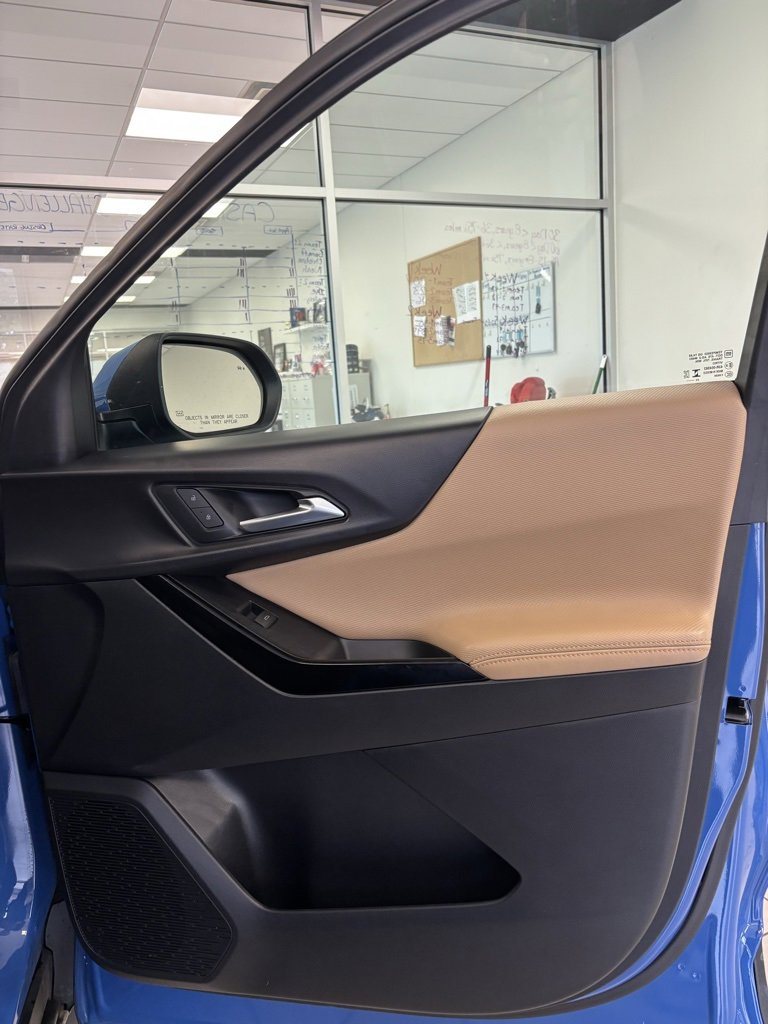 Certified 2025 Chevrolet Equinox ACTIV w/ Safety and Technology Package image 19