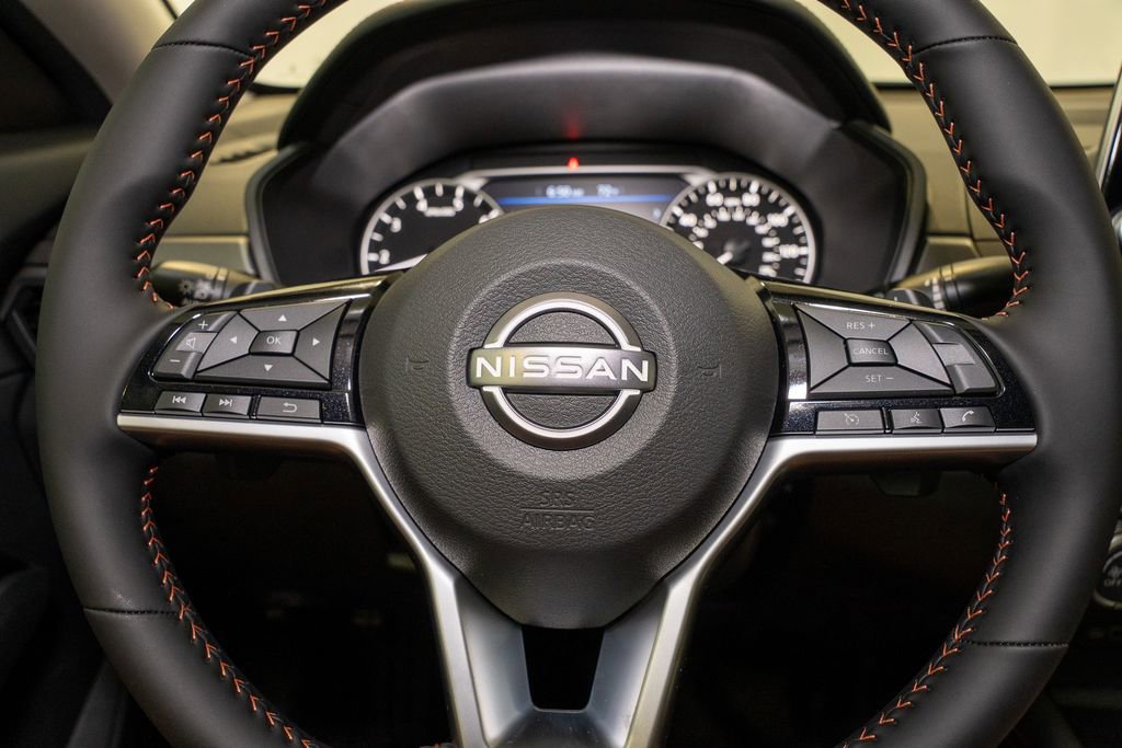 New 2025 Nissan Altima 2.5 SR image 19