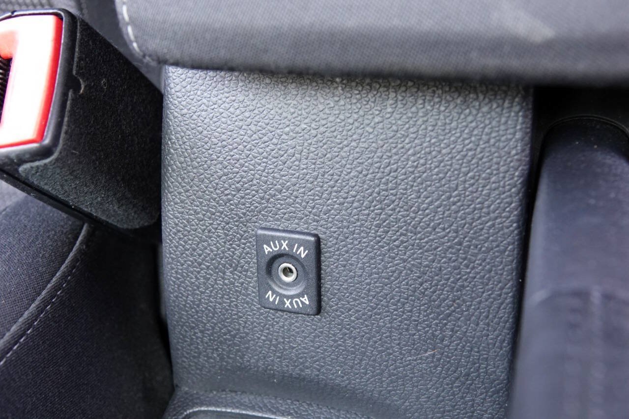 Used 2011 Volkswagen Golf TDI FWD image 87