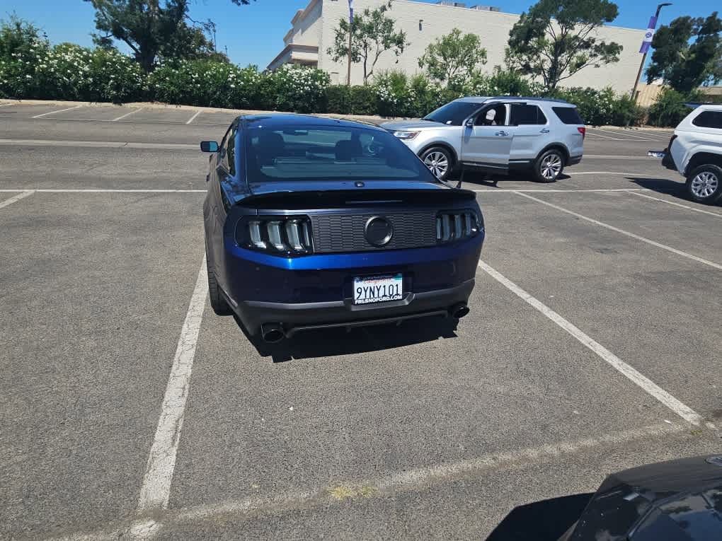 Used 2012 Ford Mustang GT Premium RWD image 7