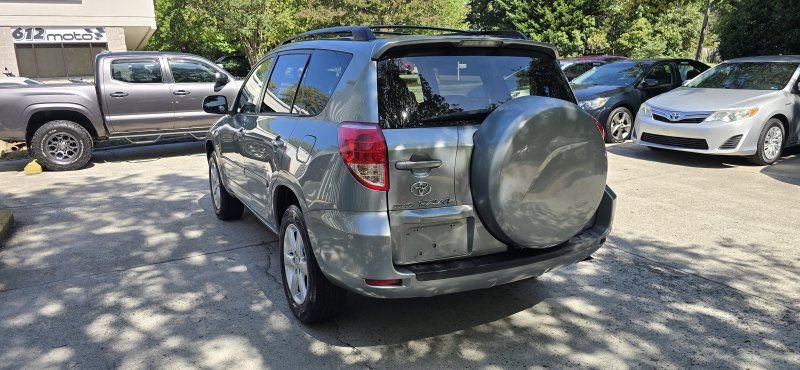 Used 2006 Toyota RAV4 Limited AWD/4WD image 3