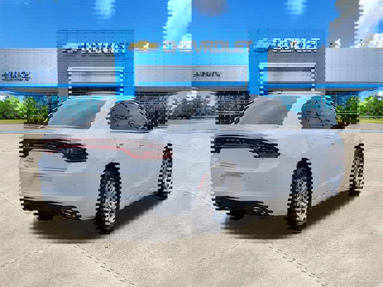 Used 2022 Dodge Charger SXT image 4