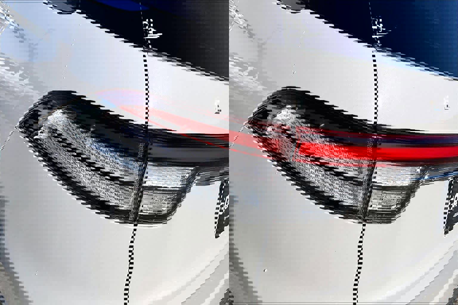 Used 2022 Lincoln Aviator Reserve w/ Elements Package Plus image 27