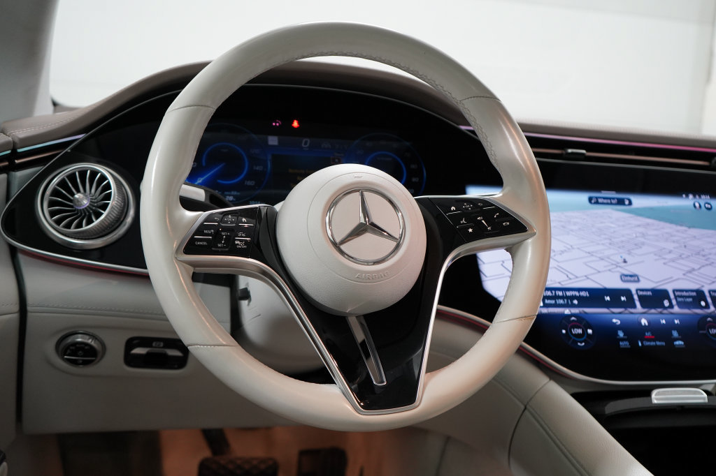 Used 2023 Mercedes-Benz EQS 580 4MATIC Sedan image 13