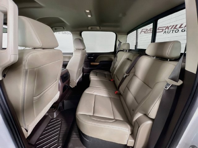 Used 2018 Chevrolet Silverado 1500 LTZ w/ Sport Package AWD/4WD image 22