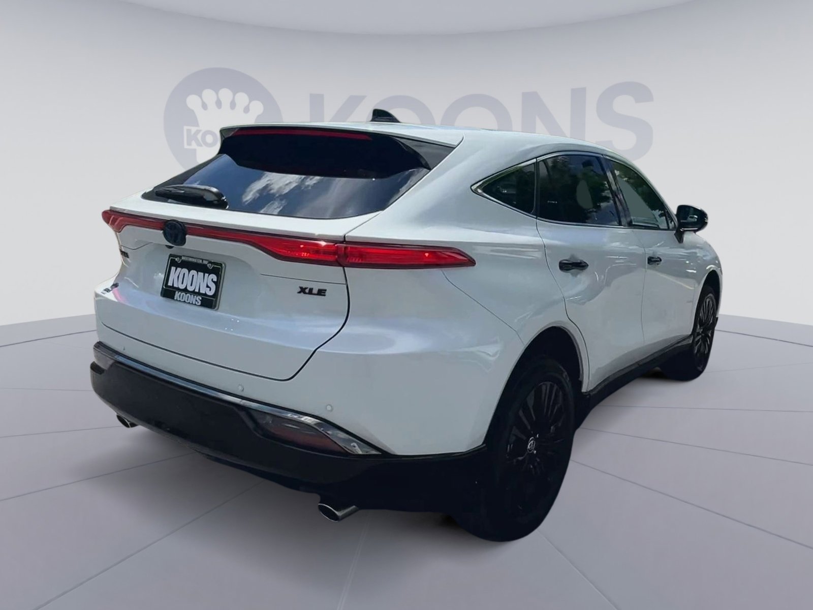 Used 2023 Toyota Venza Nightshade AWD/4WD image 4