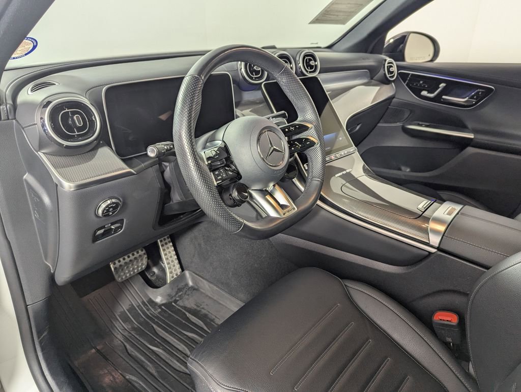 Used 2025 Mercedes-Benz GLC 43 AMG 4MATIC image 30